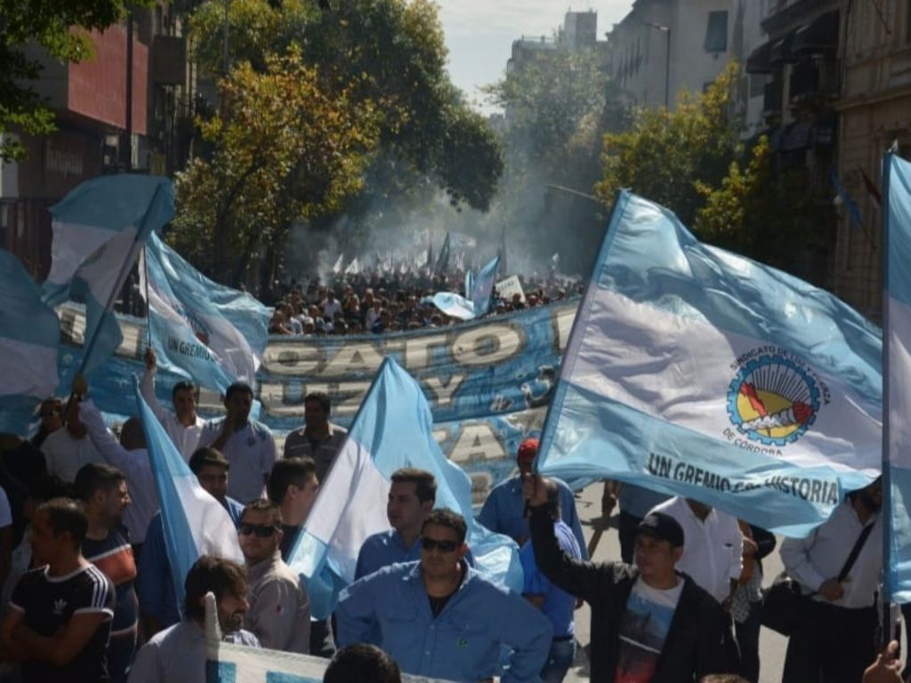 Movilización de trabajadores de EPEC en Córdoba