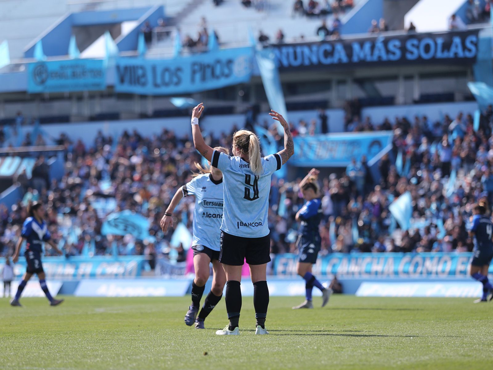 Fútbol Femenino AFA: Talleres visitó a Midland - Club Atlético Talleres