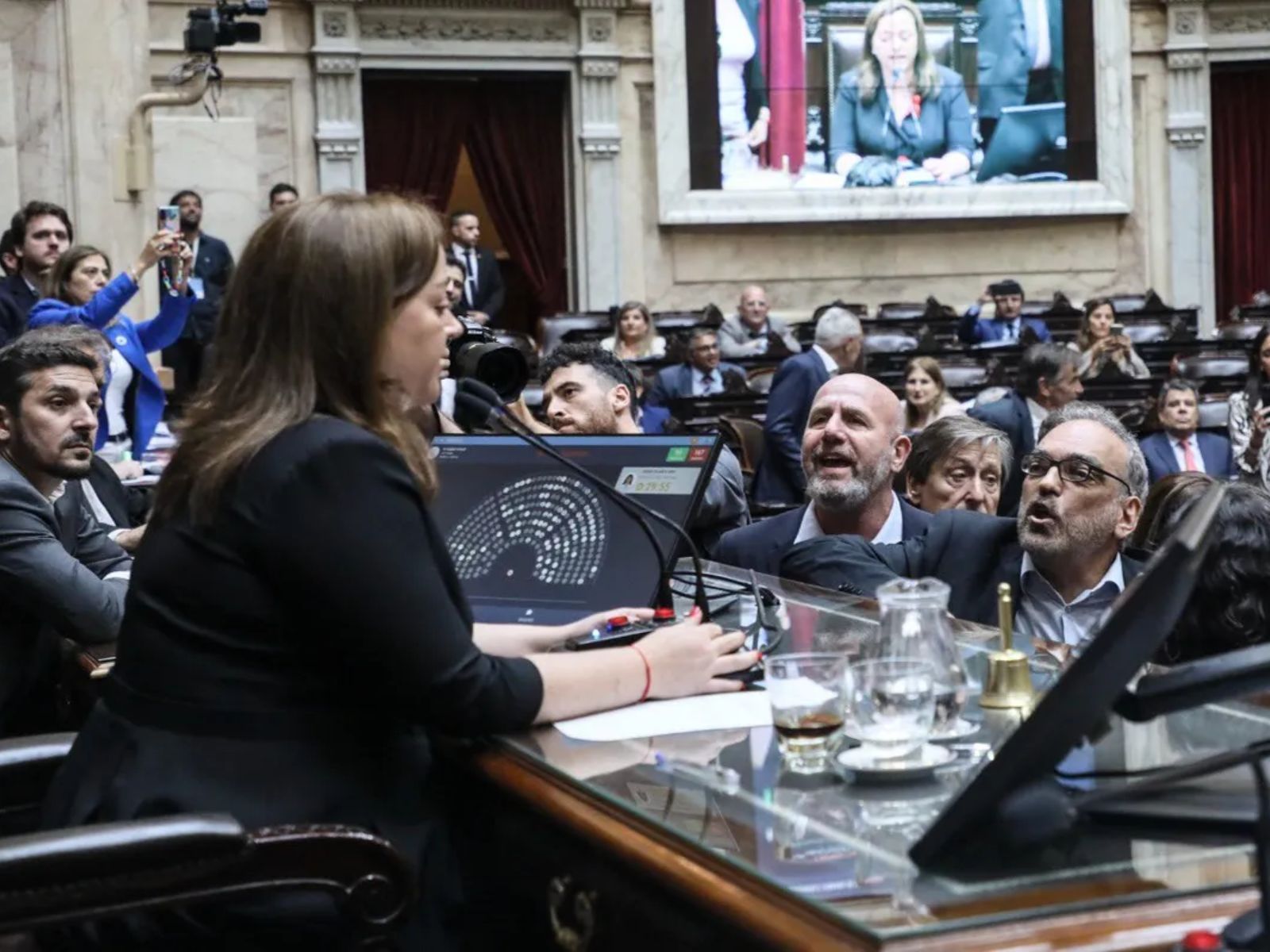 Por Falta De Quórum Se Levantó La Sesión En Diputados En Que Se