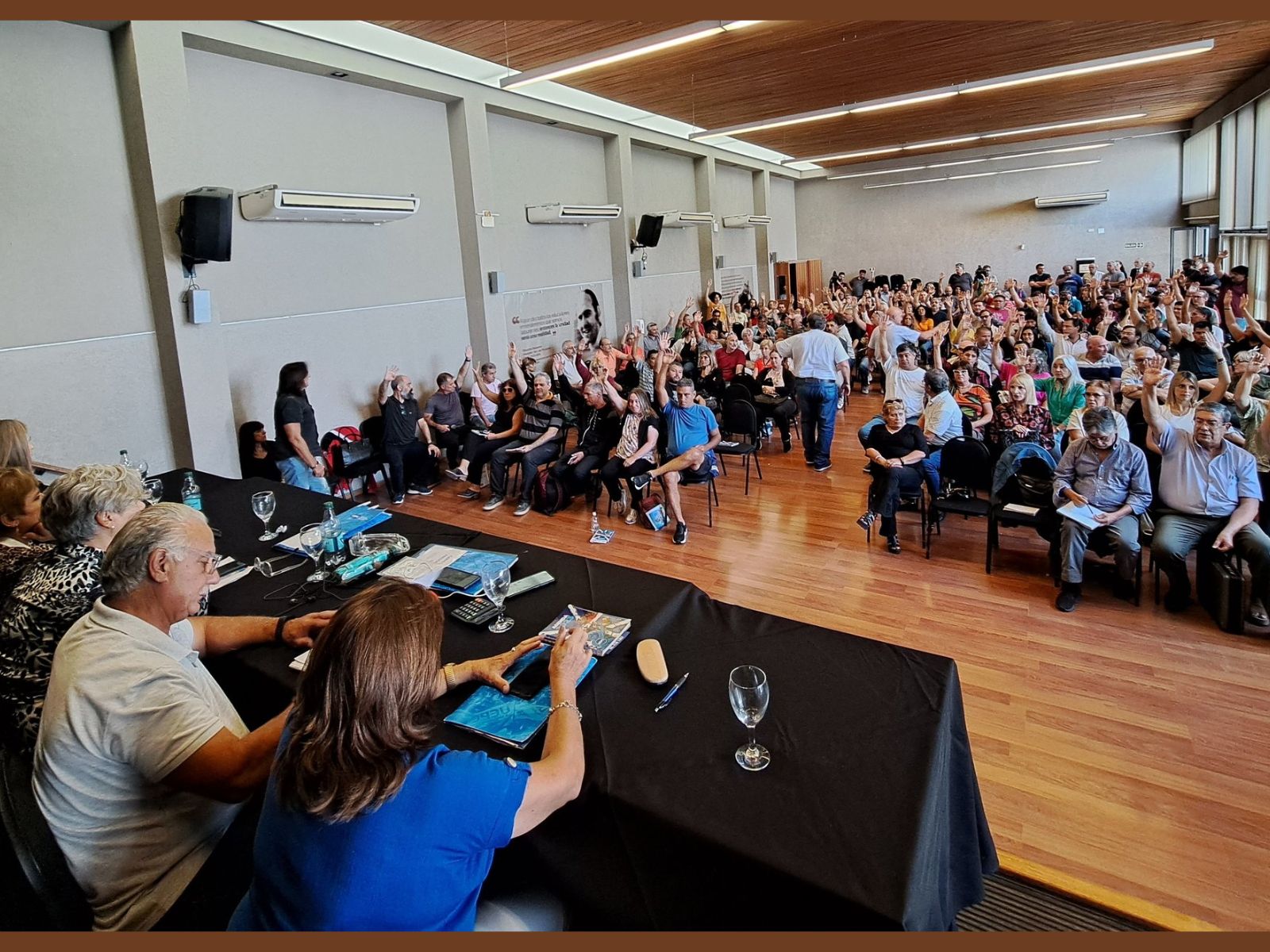 En Medio Del Conflicto Docente Uepc Llama A Un Plenario El Resaltador