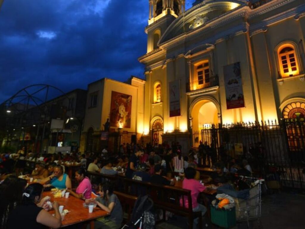 cena bajo las estrellas navidad solidaria córdoba