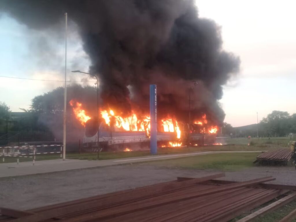 la justicia investiga el incendio del Tren de las Sierras
